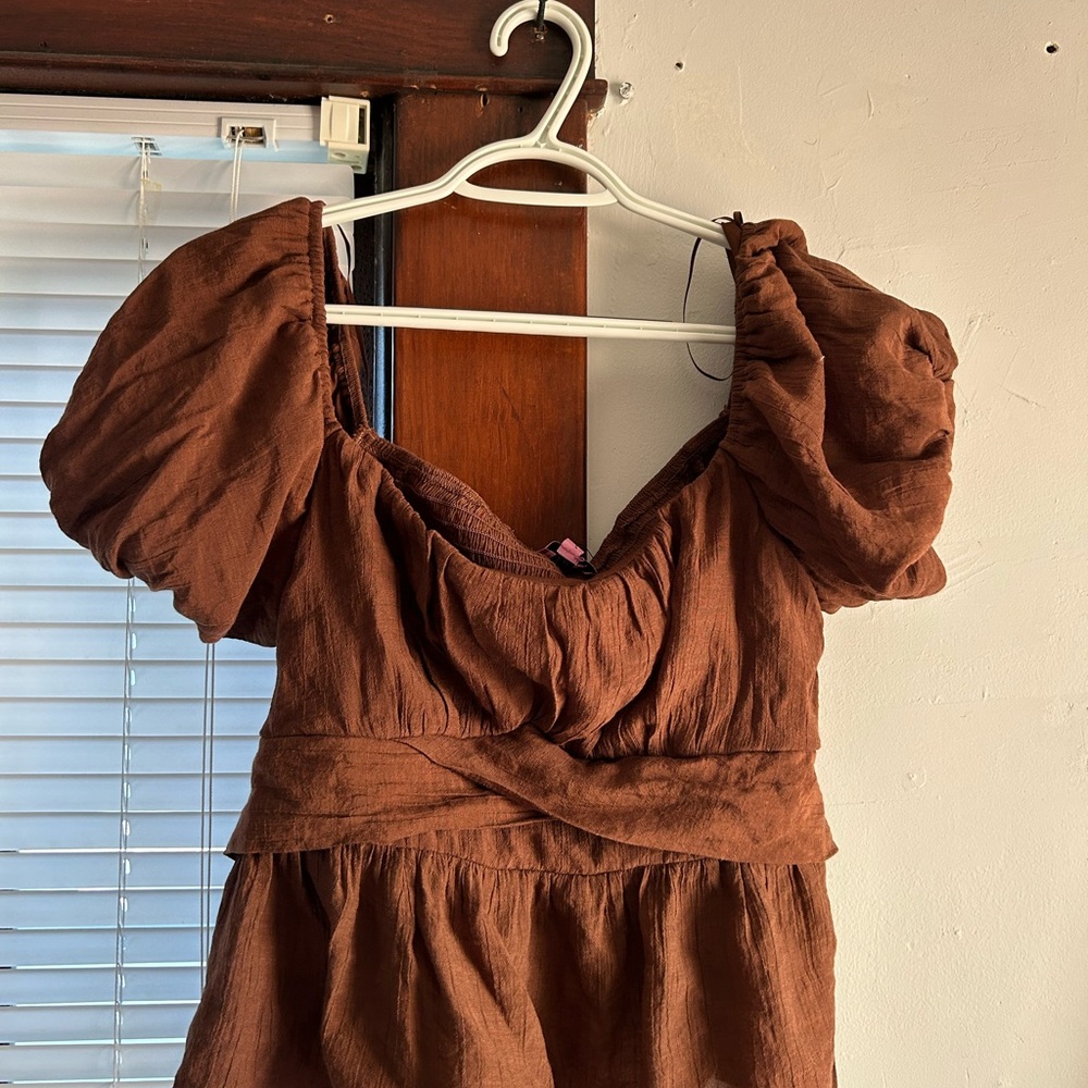 Brown Puff Sleeve Top